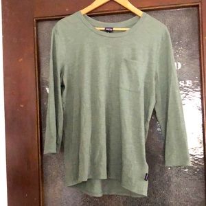 Womens Patagonia 3/4 length sleeve cotton shirt